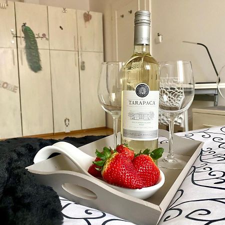 Fantastic Apartment In The City Center Прага Екстериор снимка