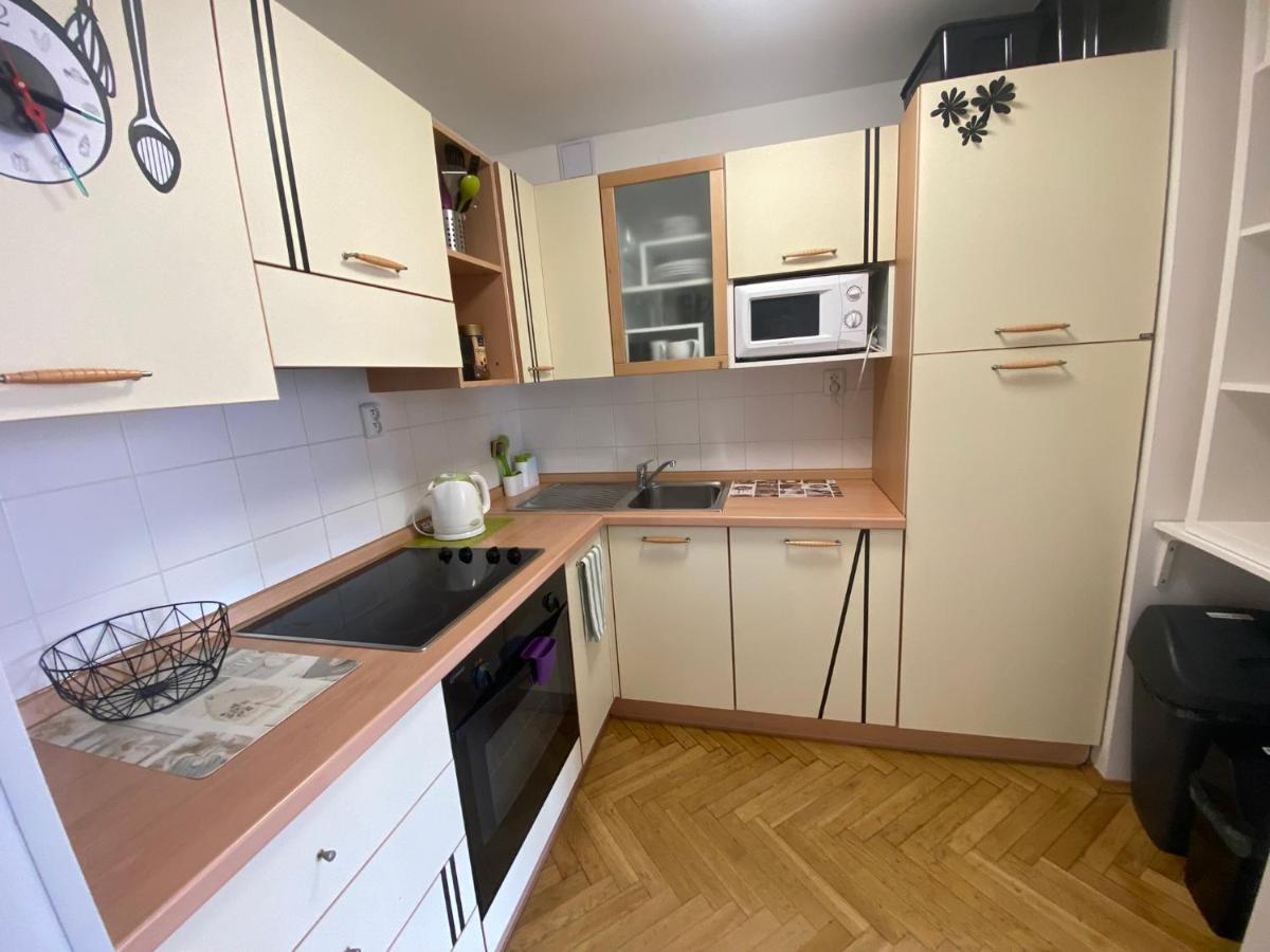 Fantastic Apartment In The City Center Прага Екстериор снимка