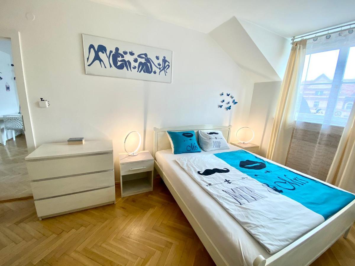Fantastic Apartment In The City Center Прага Екстериор снимка