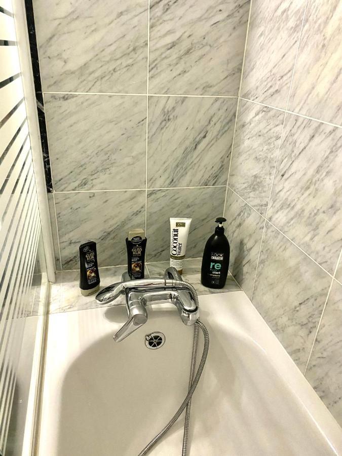 Fantastic Apartment In The City Center Прага Екстериор снимка